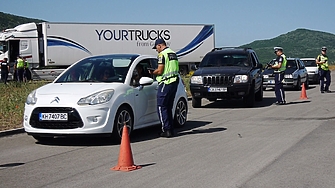 Френското министерство на транспорта нареди днес на производителите на автомобили