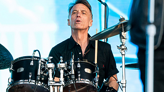 Барабанистът на Пърл Джем Мат Камерън обяви че се разделя