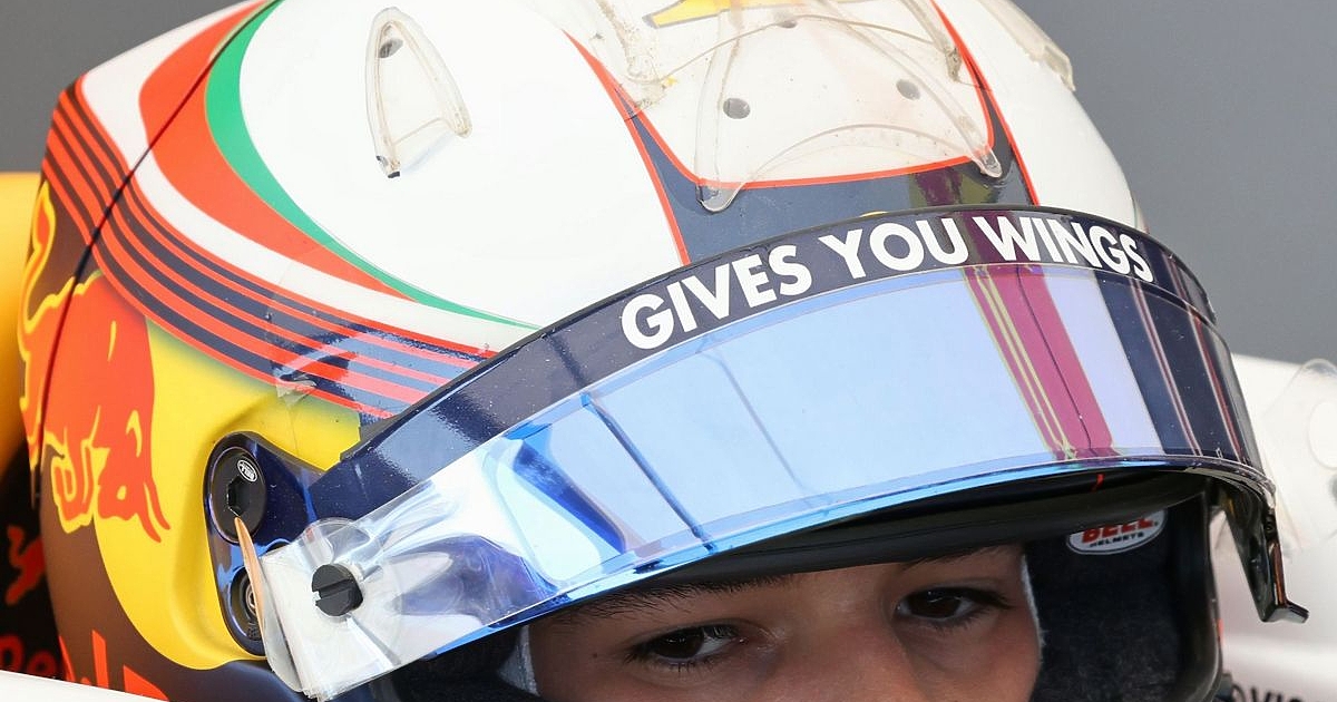 Никола Цолов спечели старта за Гран При на Австрия във Формула 3