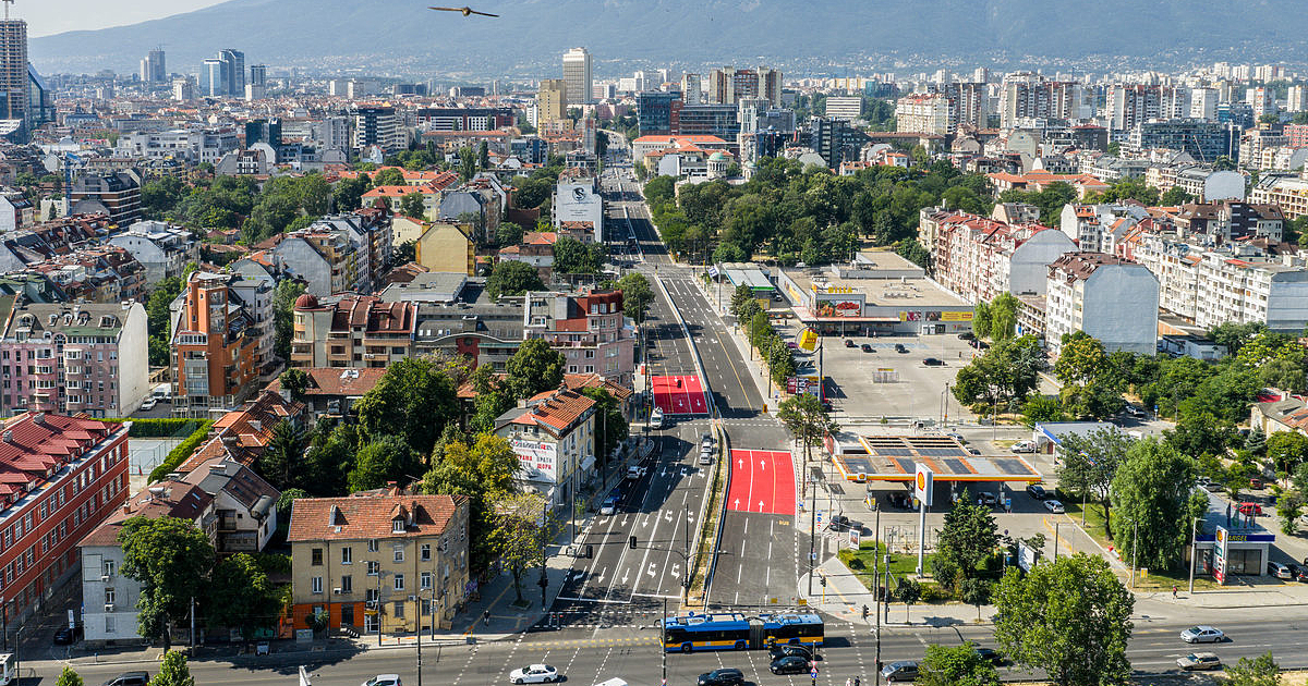 Днес се отваря за движение ремонтираната ул. Опълченска в София,