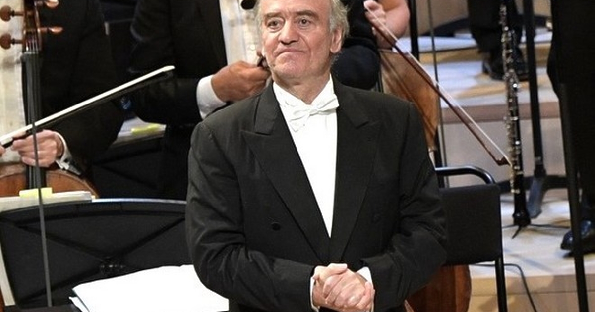 Еврокомисарят по културата Глен Микалеф нееднократно е заявявал, че на