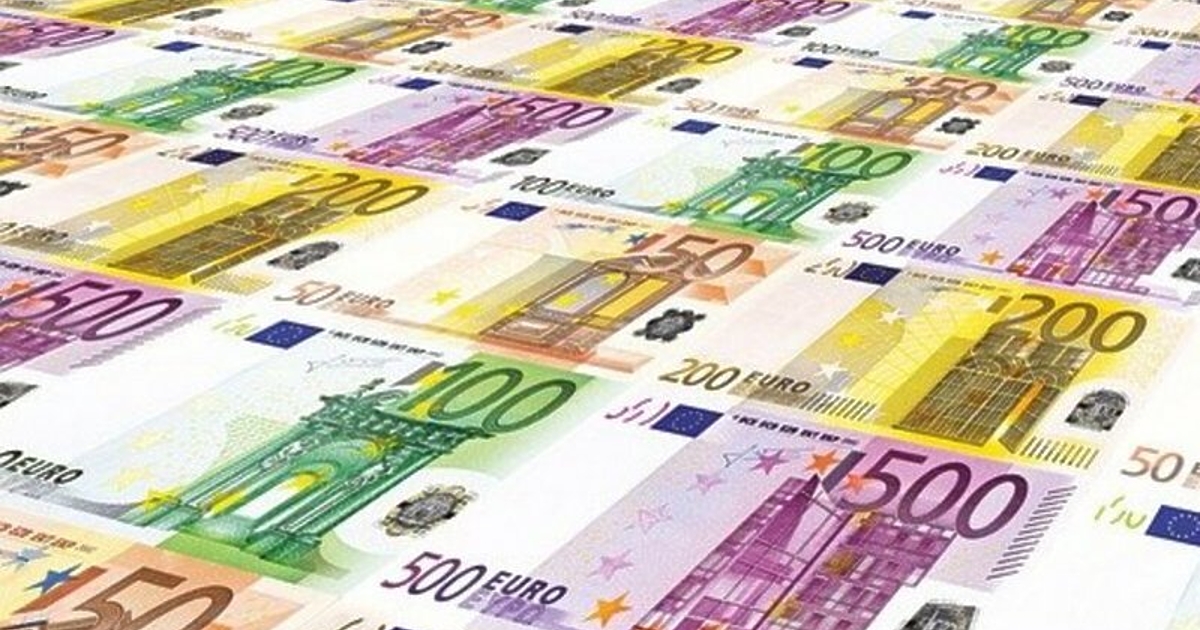 В продължение на 45 години комунизъм пред нас бяха блеснали