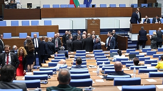 Нова конфликтна ситуация между депутати от Възраждане и Продължаваме промяната