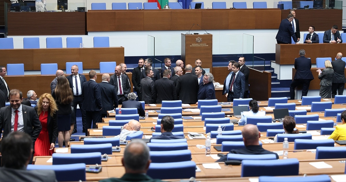 Нова конфликтна ситуация между депутати от Възраждане“ и Продължаваме промяната