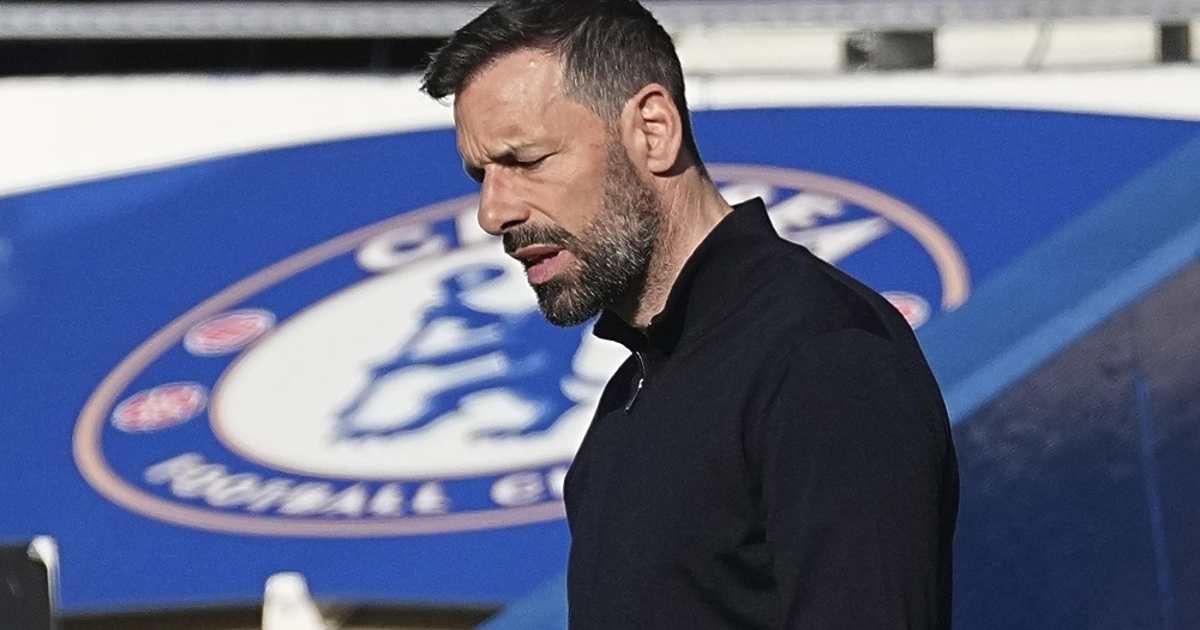 Мениджърът на Лестър Рууд ван Нистелрой бе освободен от поста,