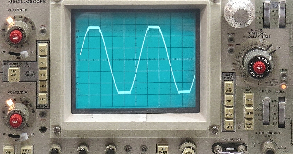 По професия съм адвокат, а баща ми Асен Видолов е инженер.