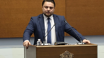 Трети депутат напуска парламентарната група на Алианса за права и