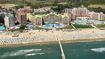 Тялото на мъж е извадено от морето в района на