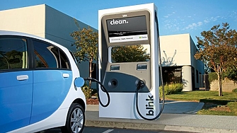 Tемпът на растеж на световните продажби на електрически автомобили отново