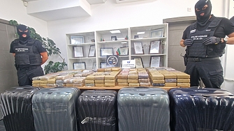 Дипломат от Демократична република Конго в Брюксел на 40 години