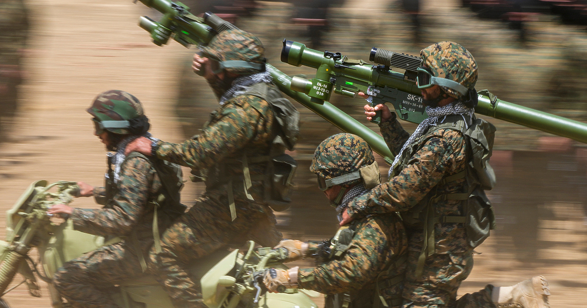 Ливанското правителство предприе безпрецедентна стъпка в опит да разоръжи Хизбула —