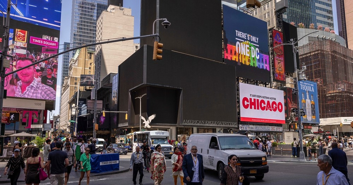 Трима души бяха ранени при стрелба на Таймс Скуеър“ в