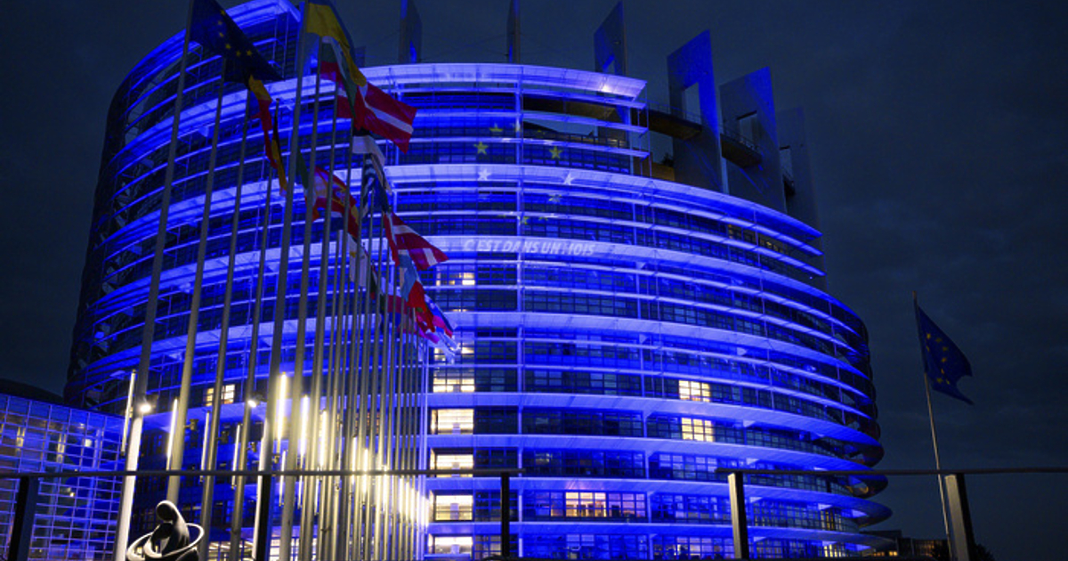 Либералната група Обнови Европа“ (ОЕ) обяви, че инициира дебат в