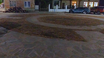 На снимката която виждате снощи трябваше кротко да тлее нестинарска