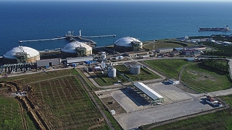 Съществува голям риск по голямата част от втечнения природен газ ВПГ