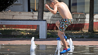Жълт код за горещо време е обявен днес в 21