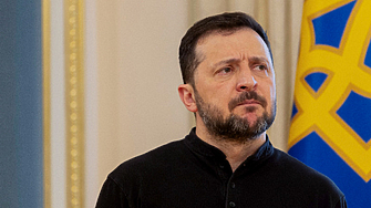 Украинският президент Володимир Зеленски е малко вероятно да присъства на