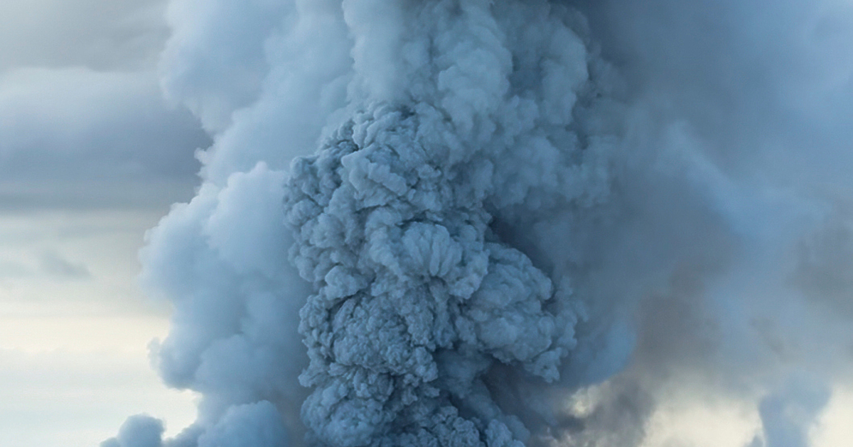 На 5 август вулканът Крашенинников в Камчатка изригна за първи