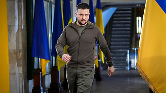 Украинският президент Володимир Зеленски получи доклад от разузнаването и военните