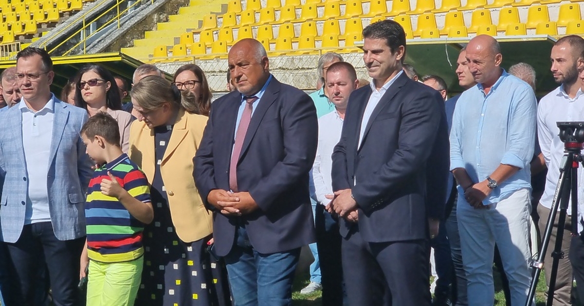 Лидерът на ГЕРБ Бойко Борисов обяви, че правителството работи за дългосрочно