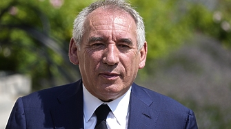 Продължаващата политическа криза във Франция поражда тревога на финансовите пазари