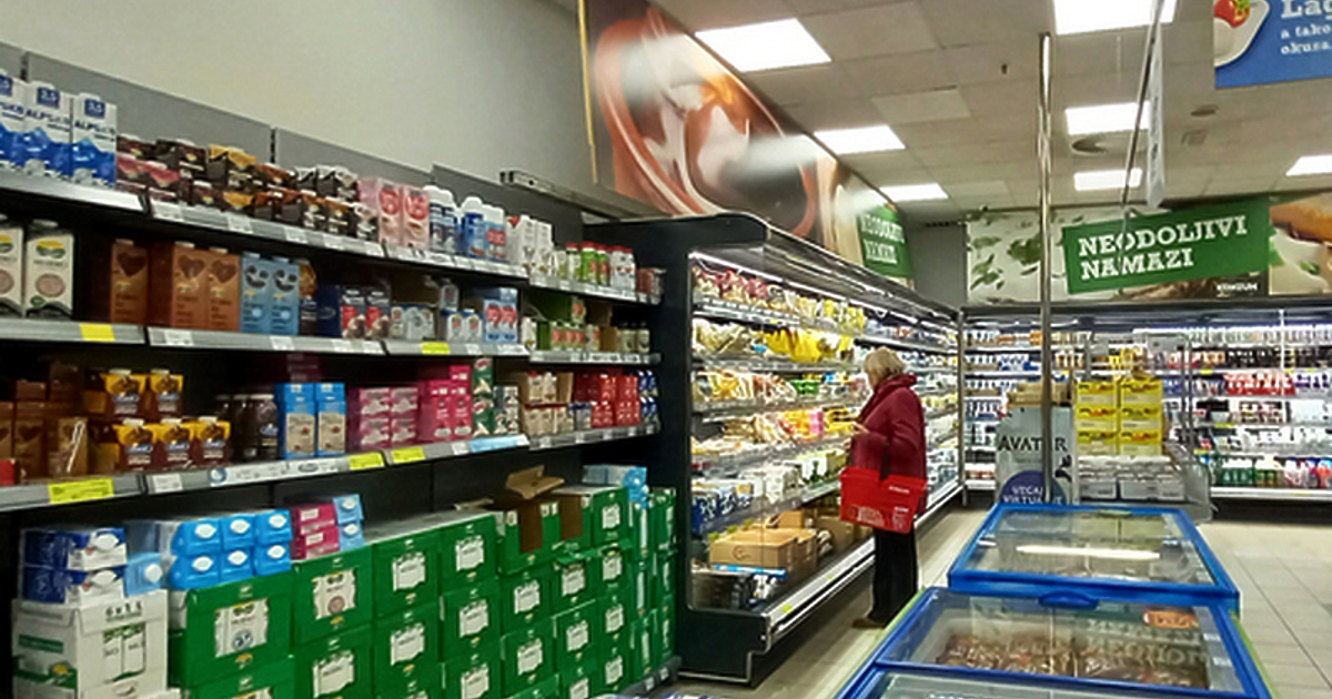 Българите ядат повече зеленчуци, плодове, месо и кисело мляко, но