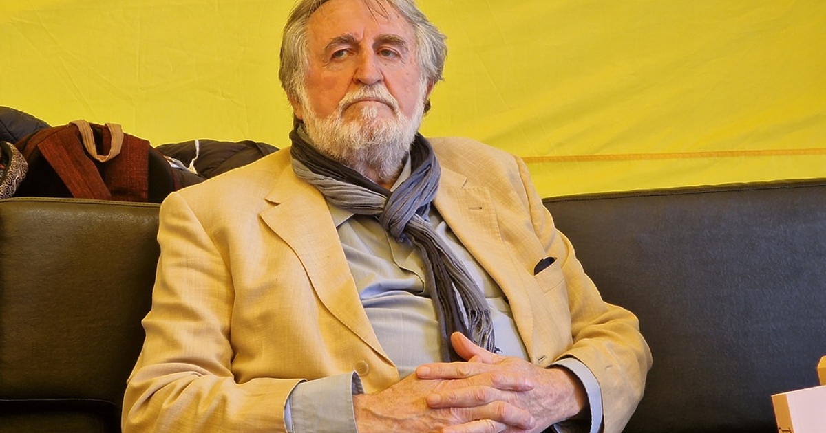 Отиде си поетът и преводач Кирил Кадийски, съобщиха от издателство