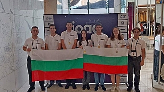 Четири медала спечелиха българските ученици от Международната олимпиада по астрономия