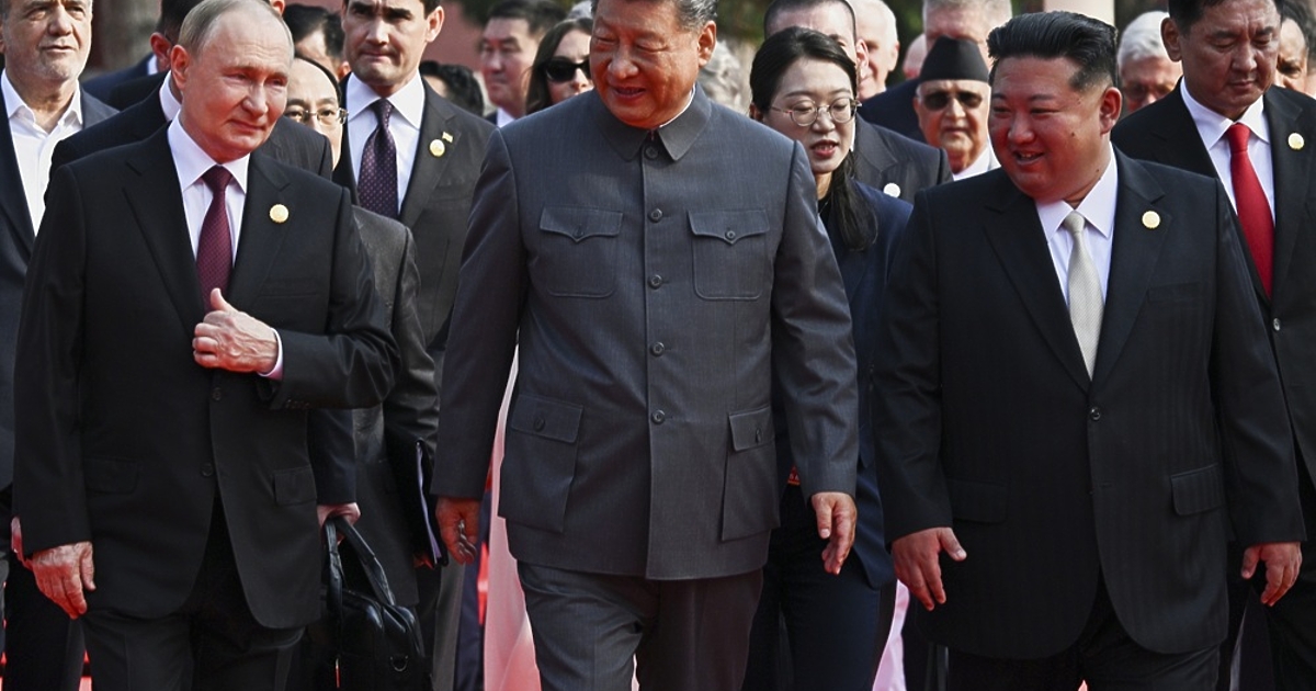 Китайският президент Си Цзинпин предупреди, че светът е изправен пред