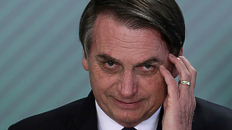 Бившият крайнодесен бразилски президент Жаир Болсонаро бе осъден на над 27