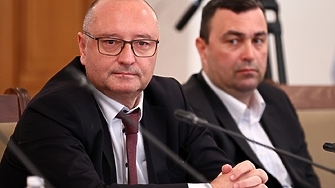 И бившия шеф на Апелативния спецсъд Георги Ушев се оттегли