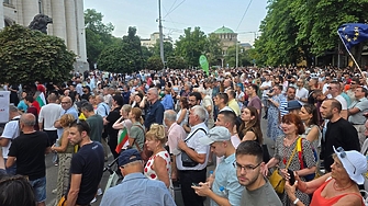 Няма ден без нов скандален повод да се убедим че