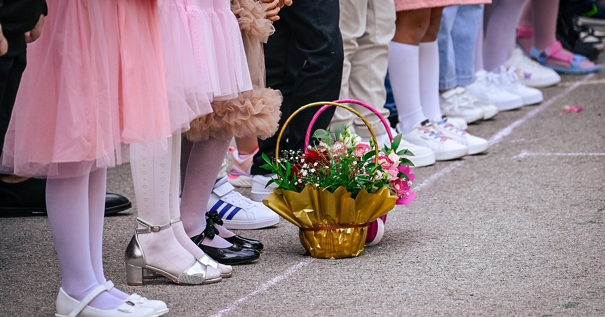 Още по тематаПодкрепете ниУважаеми читатели, вие сте тук и днес,