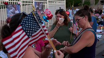 Роднини поддръжници и сподвижници на американския десен активист Чарли Кърк