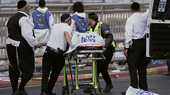 Четирима души са убити а 15 са ранени при стрелба