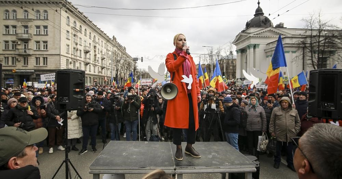 Проевропейската Партия на действието и солидарността (ПАС) на президентката Мая