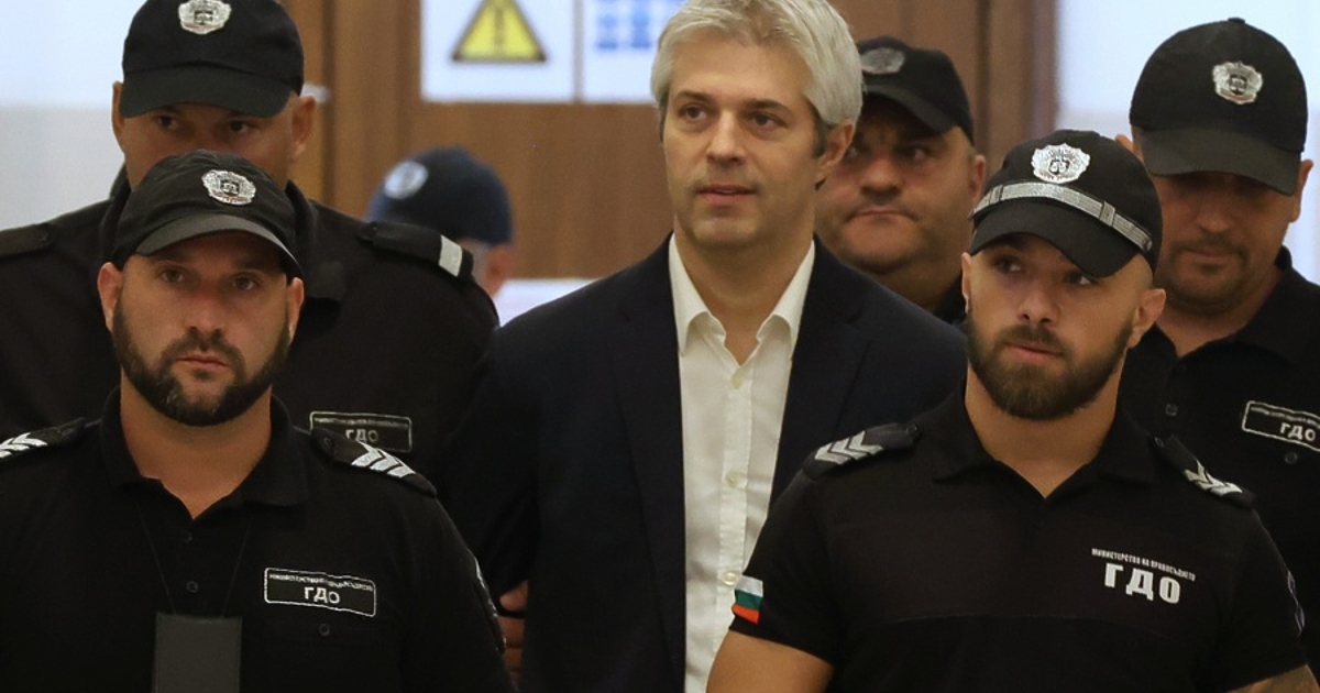 Групата на Обнови Европа в Европейския парламент се обяви за освобождаване