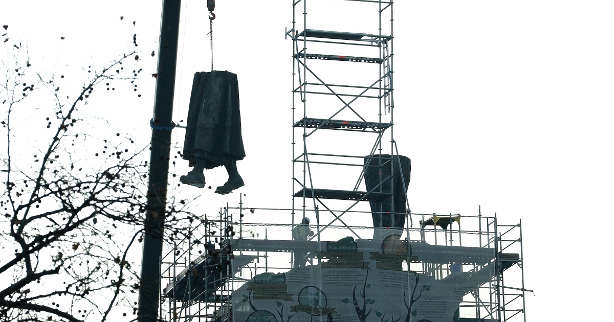 Крадци са нахлули в имота, в който се съхраняват елементите,