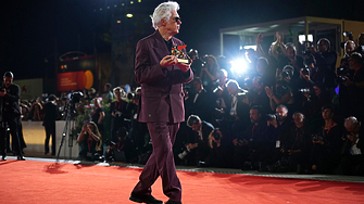 Кинофестивалът във Венеция предложи редица изненади с наградите си пише