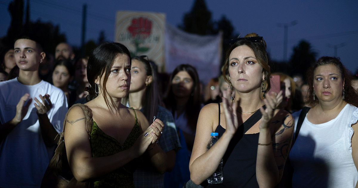 Многохилядни протестни демонстрации се проведоха в неделя в Гърция в