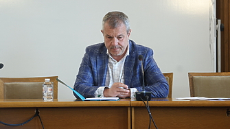 Управляващият БНТ вече три години след изтичането на мандата му