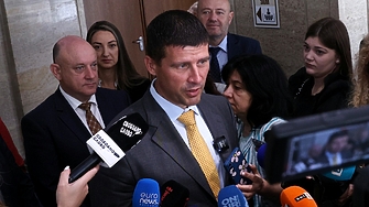 Най малката партия в Народното събрание НС Величие изненадващо обяви