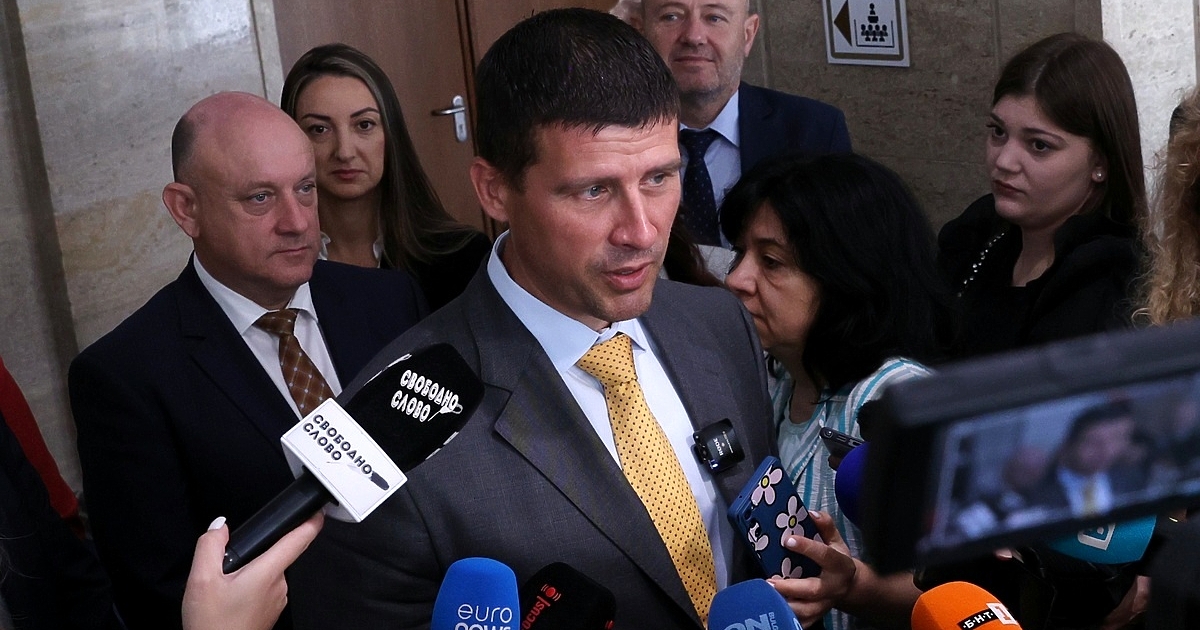 Най-малката партия в Народното събрание (НС) - Величие“, изненадващо обяви