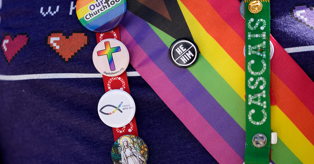 За първи път в историята на Ватикана над 1400 католици