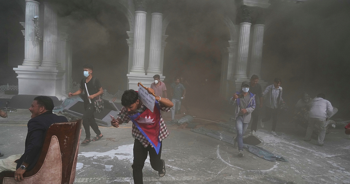 Поне 51 души са загинали по време на бурните протести