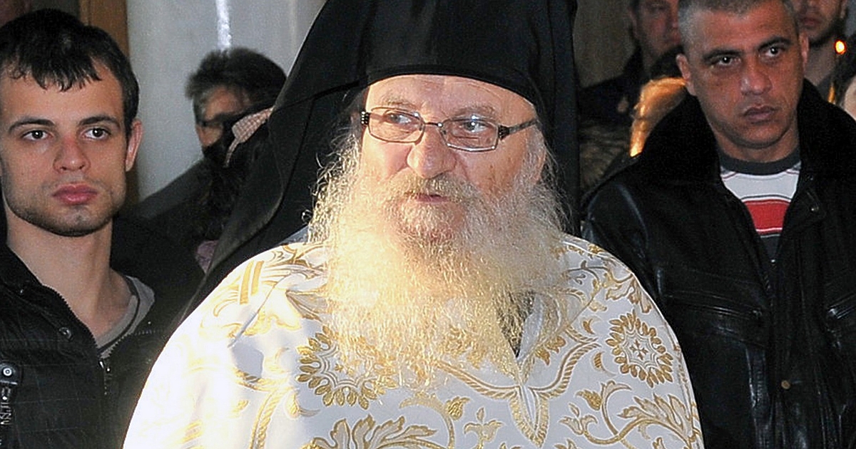 Днес ще се състои опелото на отец Иван от Нови