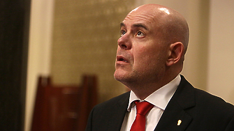 След като беше рязко освободен като главен прокурор Иван Гешев