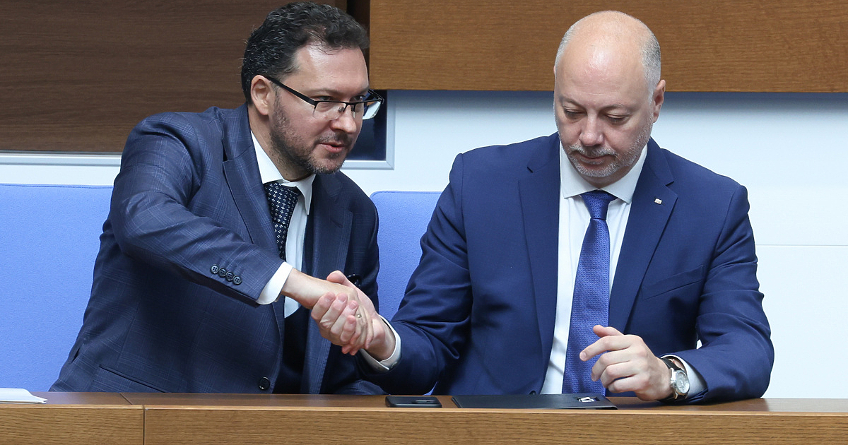 Зам.-председателят на ГЕРБ Даниел Митов всъщност е от ДПС-Ново начало.