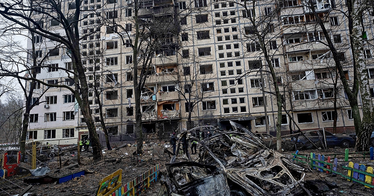 Трима души бяха убити, а 14 са ранени при масиран