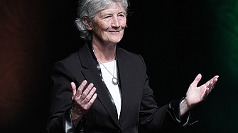 Лявата независима кандидатка Катрин Конъли печели президентските избори в Ирландия след